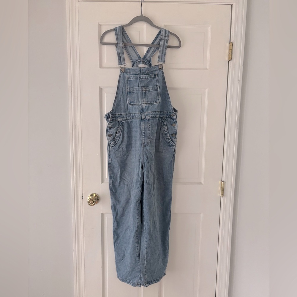 Celebrity pink denim overalls
